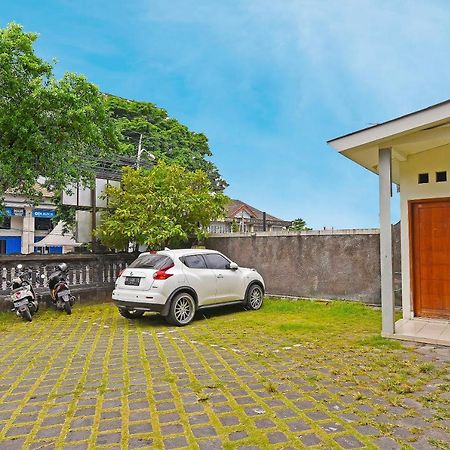 Super Oyo 91495 Hotel Indah Residence دنباسار المظهر الخارجي الصورة