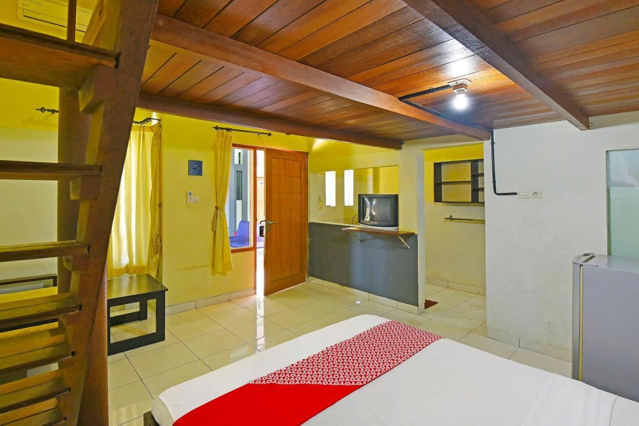 Super Oyo 91495 Hotel Indah Residence دنباسار المظهر الخارجي الصورة